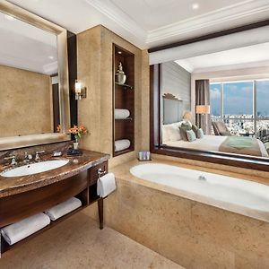Chambre Club Lit King-Size